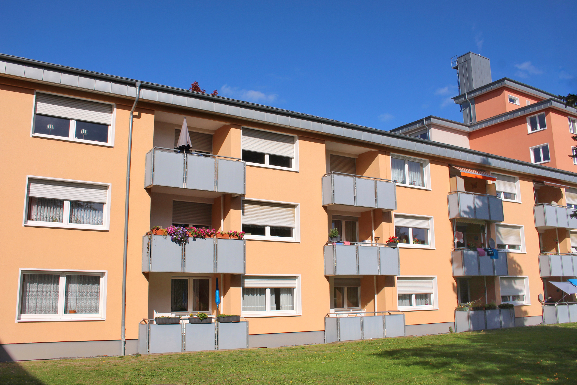 2-Zimmer-Wohnung mit Balkon und Aufzug in Gießen-Wieseck, Hölderlinweg 7 C, 35396 Gießen